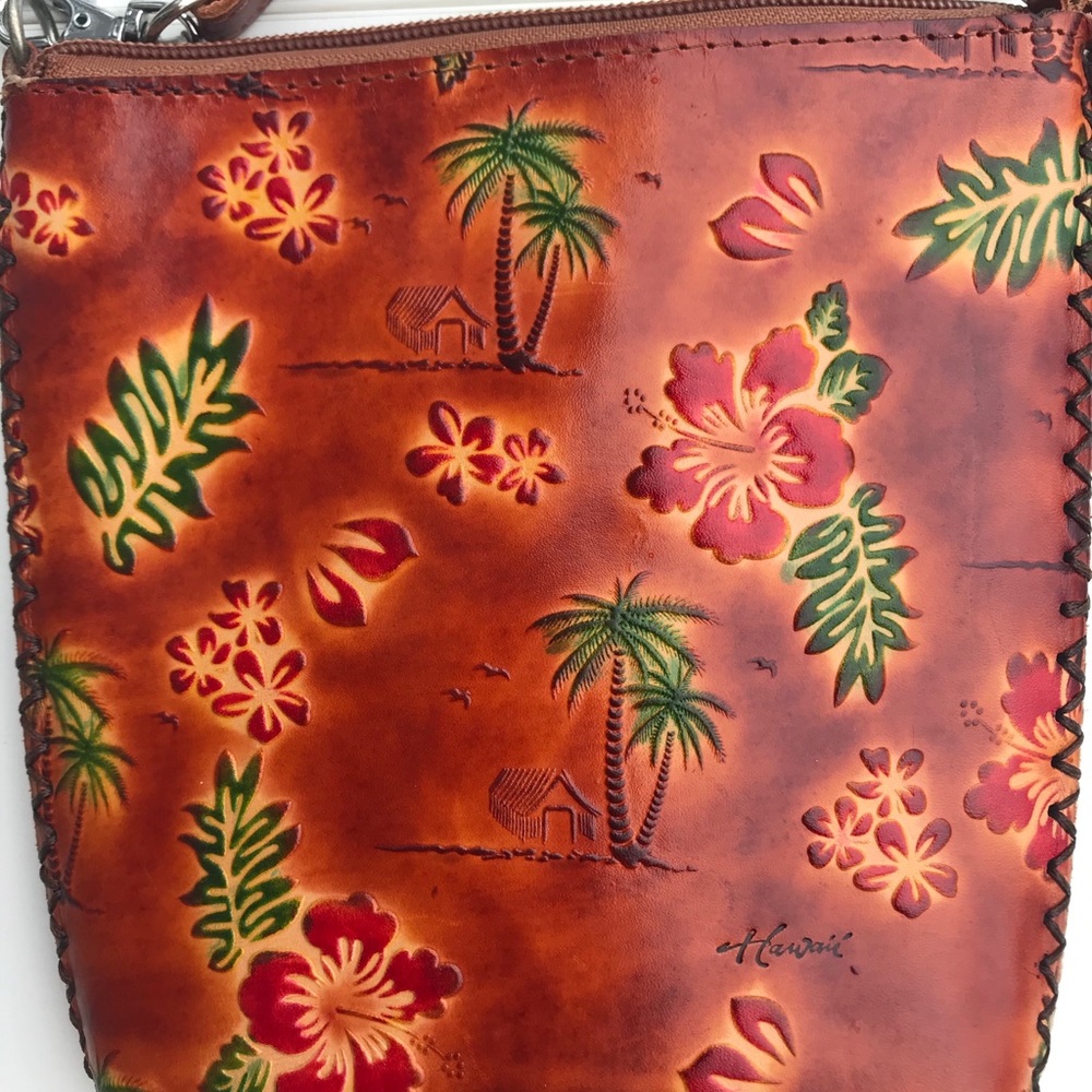 SALE Hawaiian aloha cute unique crossbody bag NWOT